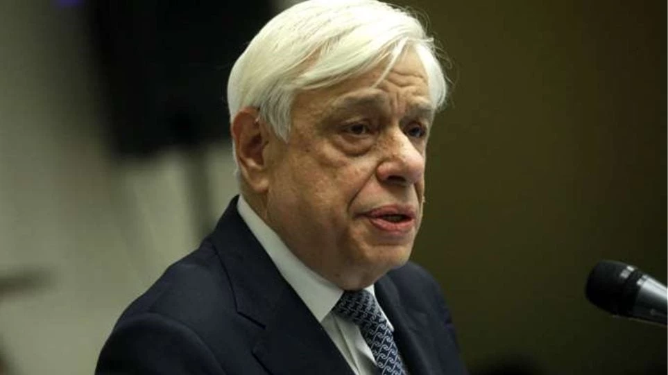 Παυλόπουλος από το Μικρό Χωριό: «Σε δύσκολες ώρες οι Έλληνες δεν το βάζουμε κάτω»